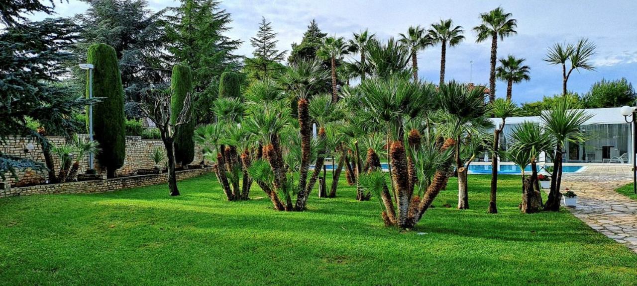 B&B Villa Adriana Андрия Екстериор снимка
